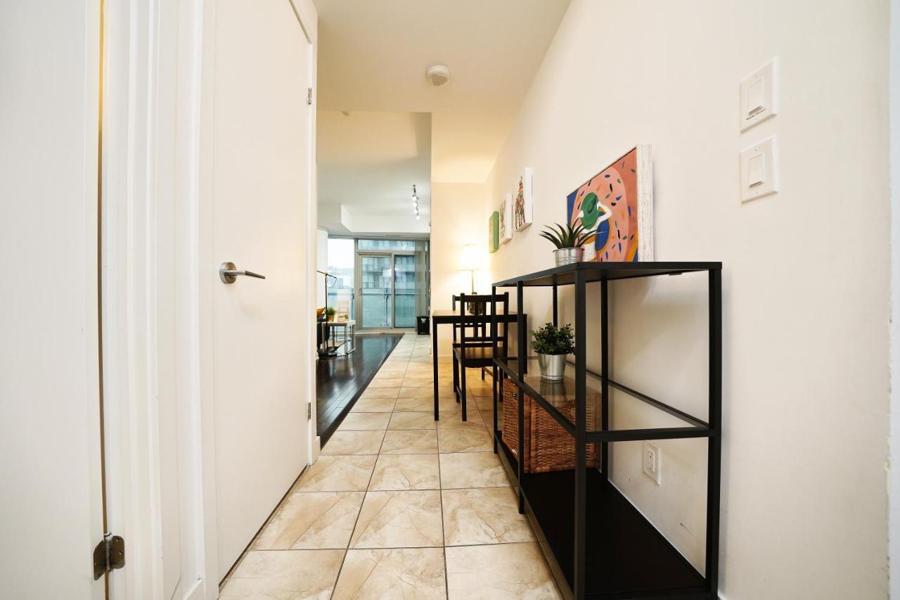 The York Boutique Suites Toronto Buitenkant foto